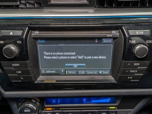 Used 2015 Toyota Corolla S image 16