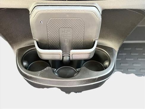 New 2025 RAM ProMaster 2500 w/ Quick Order Package 22G SLT image 15