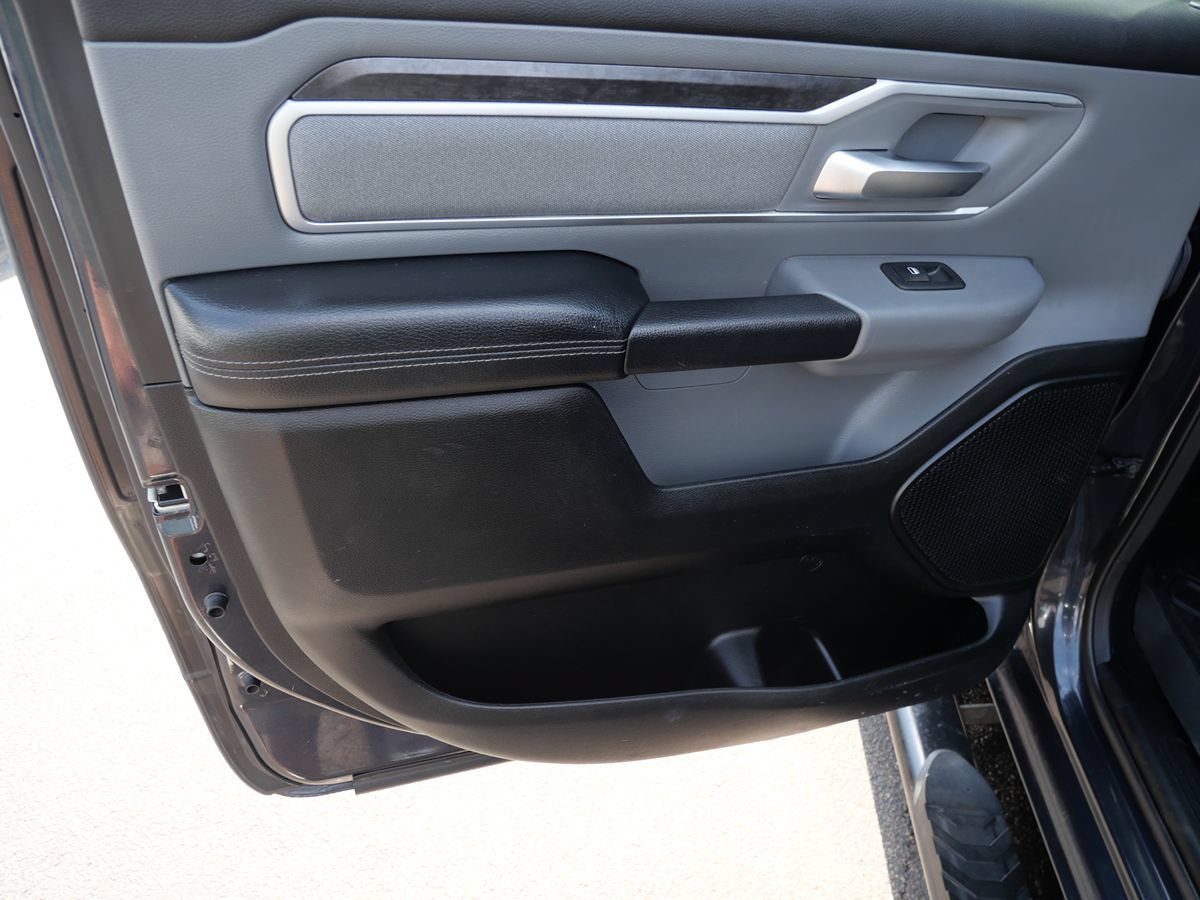 Used 2020 RAM 1500 Big Horn AWD/4WD image 17