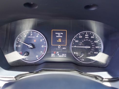 Used 2025 Subaru Outback Premium AWD/4WD image 18