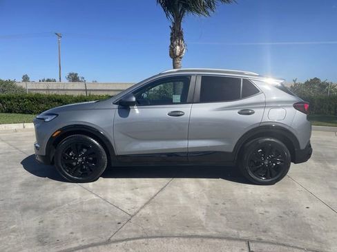 Used 2024 Buick Encore GX Sport Touring FWD image 5