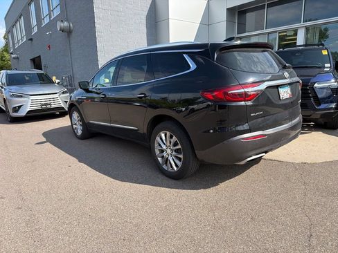 Used 2018 Buick Enclave Essence w/ Trailering Package AWD/4WD image 13