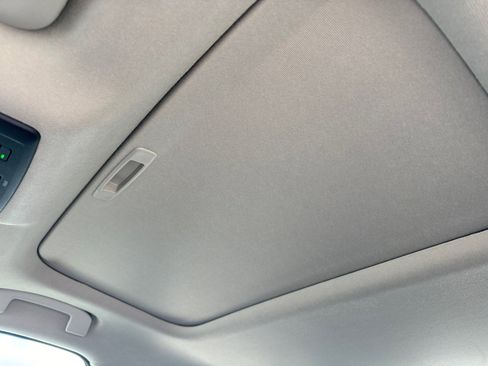 New 2025 Nissan Sentra SR w/ SR Premium Package image 24