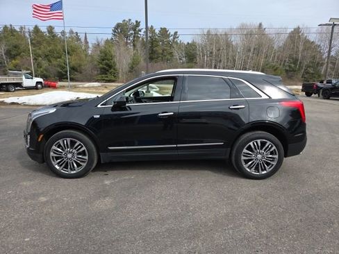 Used 2017 Cadillac XT5 Premium Luxury image 4