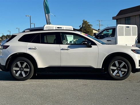 Used 2024 Honda Prologue Touring image 2