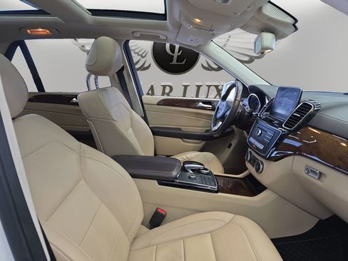 Used 2017 Mercedes-Benz GLE 400 4MATIC image 15