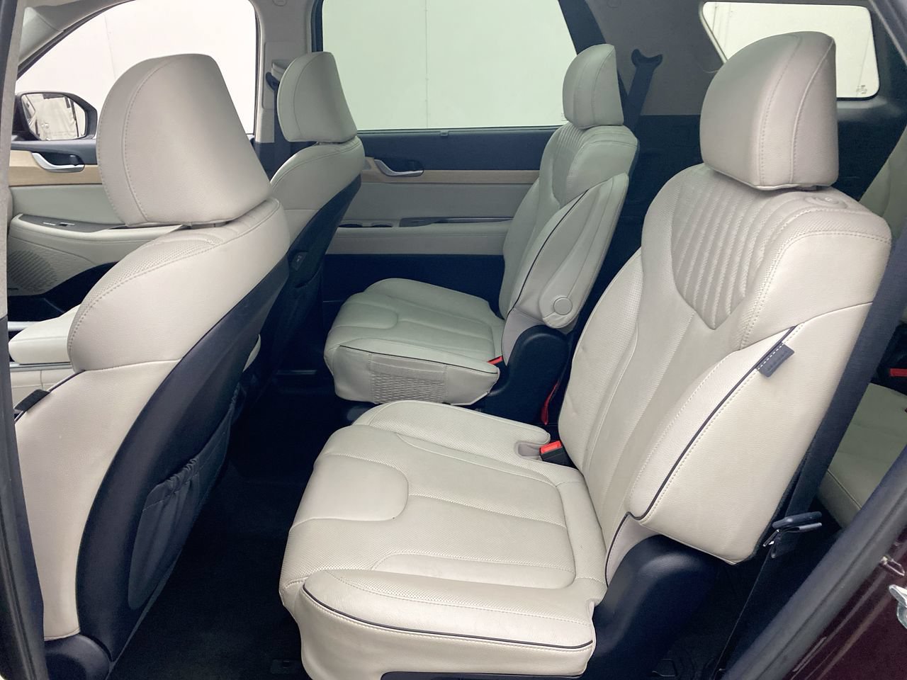 Used 2024 Hyundai Palisade Limited AWD/4WD image 26