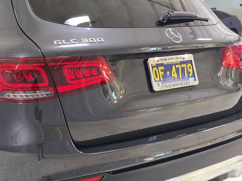 Used 2020 Mercedes-Benz GLC 300 4MATIC image 13