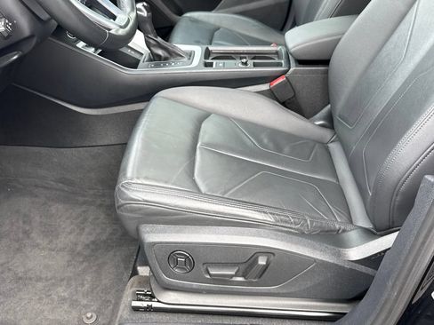Used 2022 Audi Q3 2.0T Premium Plus w/ Premium Plus Package AWD/4WD image 13