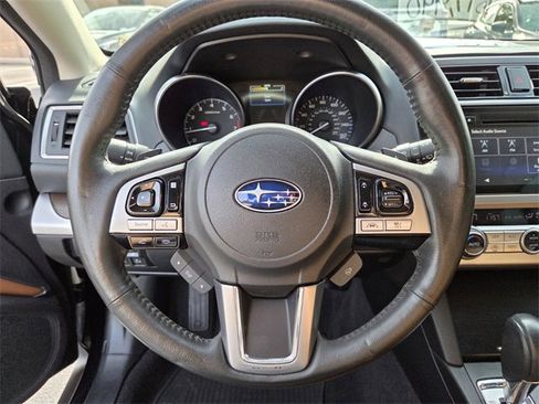 Used 2017 Subaru Outback 3.6R Touring image 17