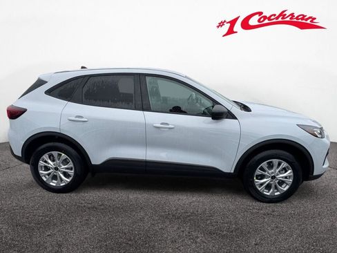 New 2026 Ford Escape Active image 8