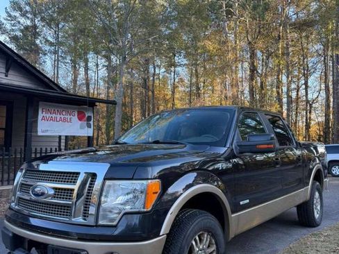 Used 2011 Ford F150 Lariat w/ Off Road Pkg image 2