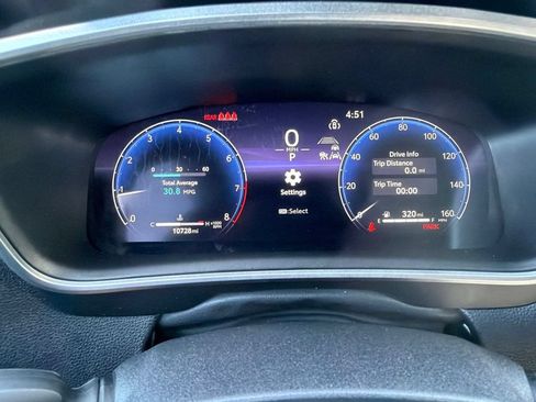 Certified 2026 Toyota Corolla Cross XLE w/ Convenience Package AWD/4WD image 29