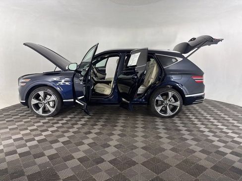 Used 2025 Genesis GV80 3.5T Prestige image 9