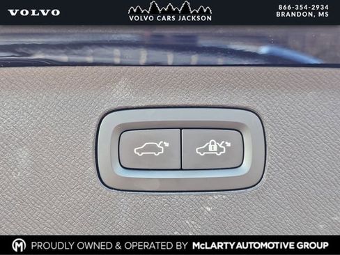 Used 2023 Volvo XC90 B6 Plus w/ Protection Package Premier image 31