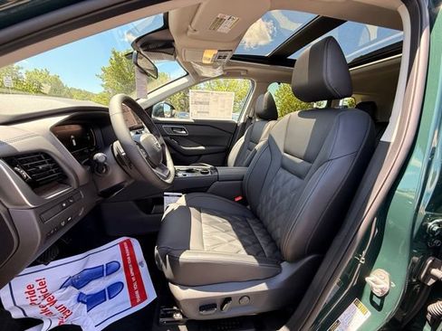 New 2026 Nissan Rogue Platinum w/ Platinum Premium Package AWD/4WD image 11