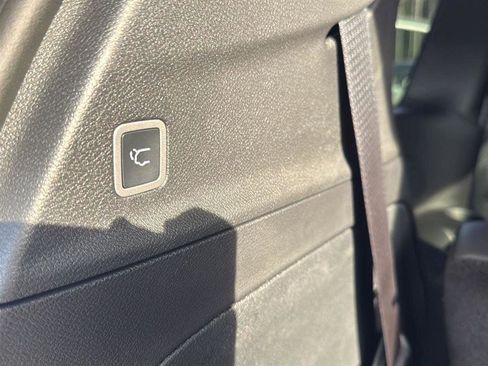 New 2026 Chrysler Pacifica Select image 30