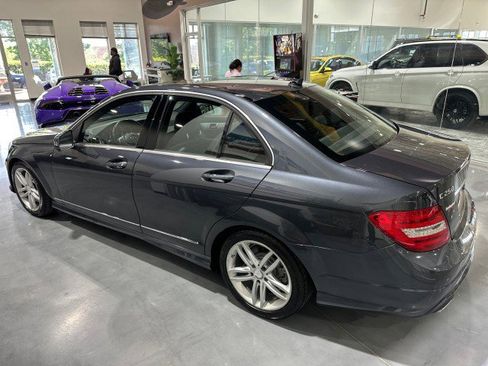 Used 2013 Mercedes-Benz C 250 Sedan image 19