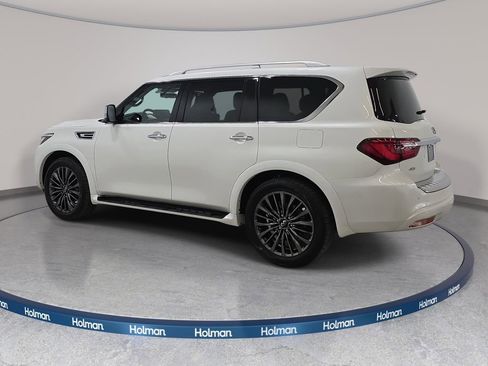 Certified 2024 INFINITI QX80 Sensory w/ Cargo Package AWD/4WD image 7