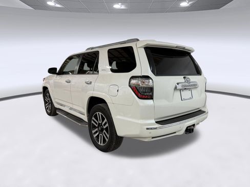 Used 2020 Toyota 4Runner Limited RWD image 2