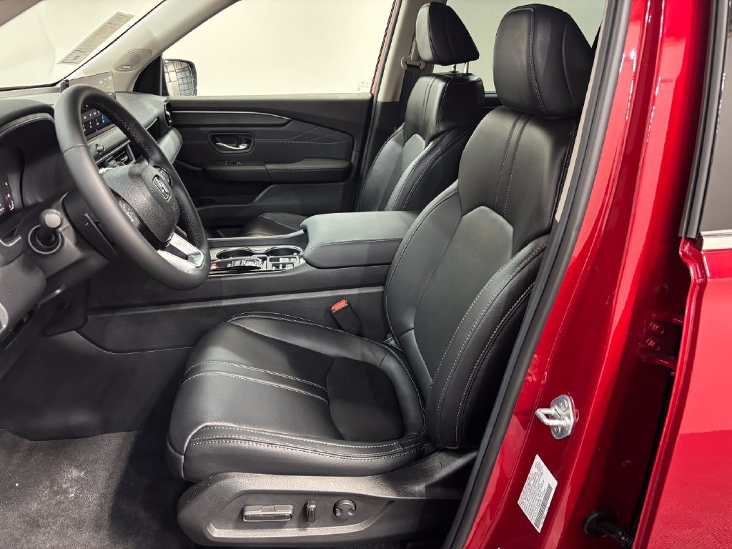 New 2026 Honda Pilot Touring image 11