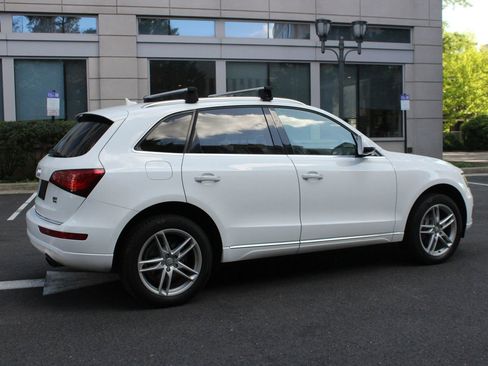 Used 2017 Audi Q5 2.0T Premium image 7