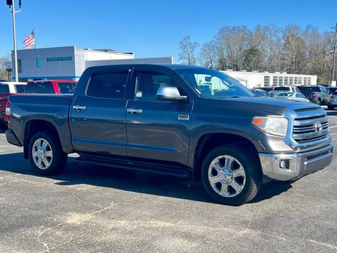 Used 2016 Toyota Tundra image 2