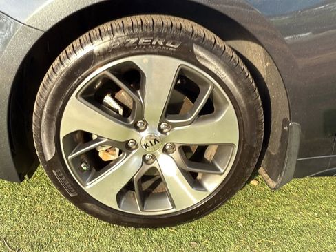 Used 2020 Kia Optima S image 44