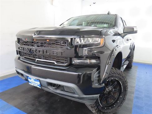 Used 2020 Chevrolet Silverado 1500 LT w/ Trailering Package AWD/4WD image 2