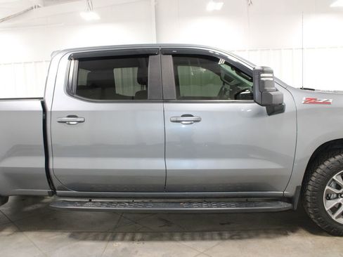 Used 2021 Chevrolet Silverado 1500 RST AWD/4WD image 11