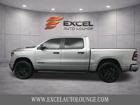 Used 2023 RAM 1500 Laramie AWD/4WD image 3