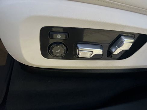 Used 2020 BMW X5 sDrive40i w/ Luxury Seating Package RWD image 72