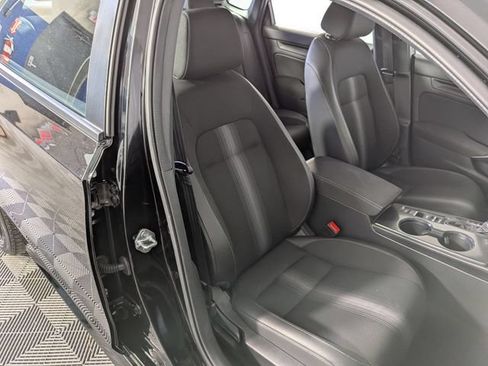 Used 2025 Honda Civic Sport image 27