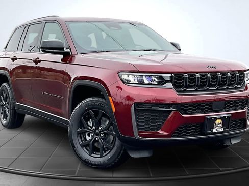 New 2026 Jeep Grand Cherokee Altitude AWD/4WD image 22