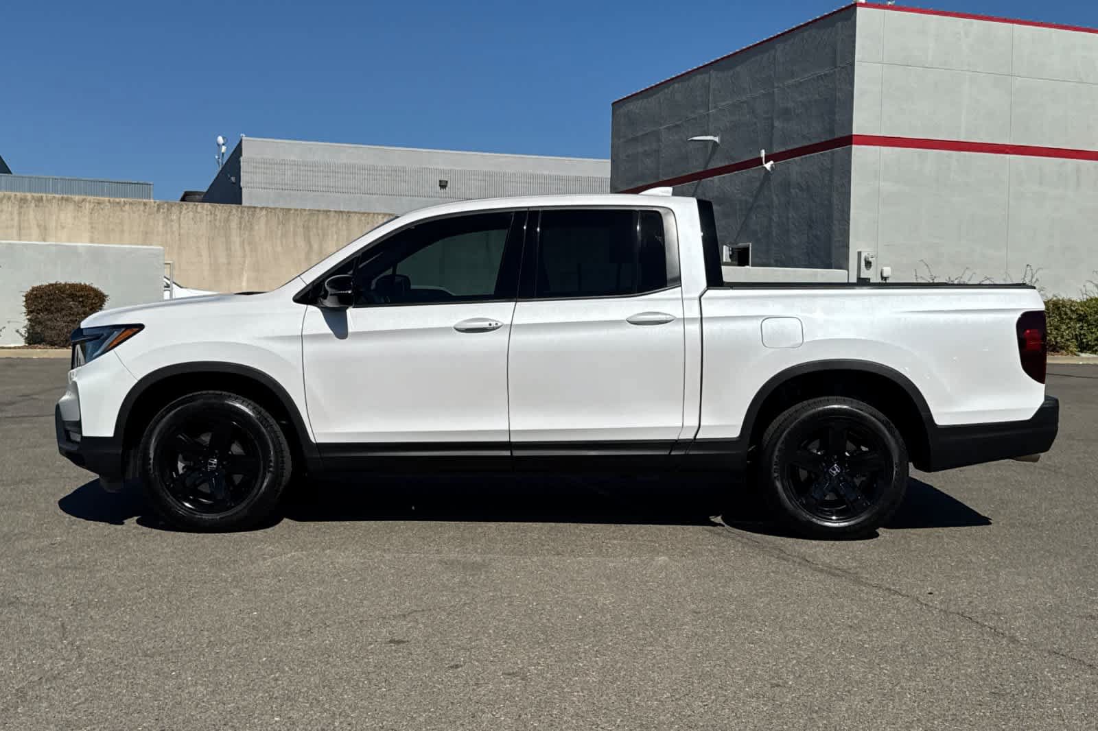 Used 2023 Honda Ridgeline Black Edition image 9