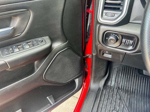 Used 2019 RAM 1500 Tradesman AWD/4WD image 4