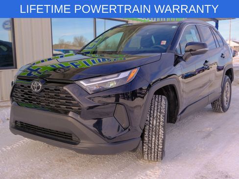 Used 2024 Toyota RAV4 XLE image 1