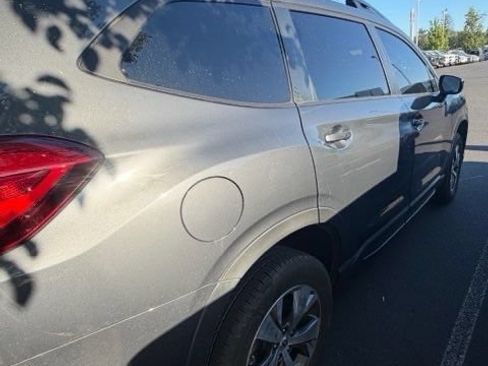 Used 2023 Subaru Ascent Premium w/ Convenience Package AWD/4WD image 3