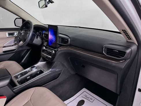 Certified 2023 Ford Explorer Limited w/ Limited Technology Package AWD/4WD image 38