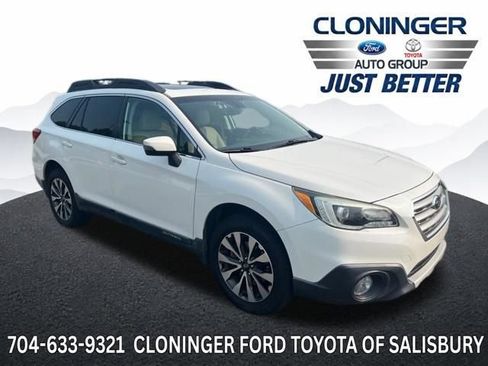 Used 2017 Subaru Outback 2.5i Limited AWD/4WD image 1