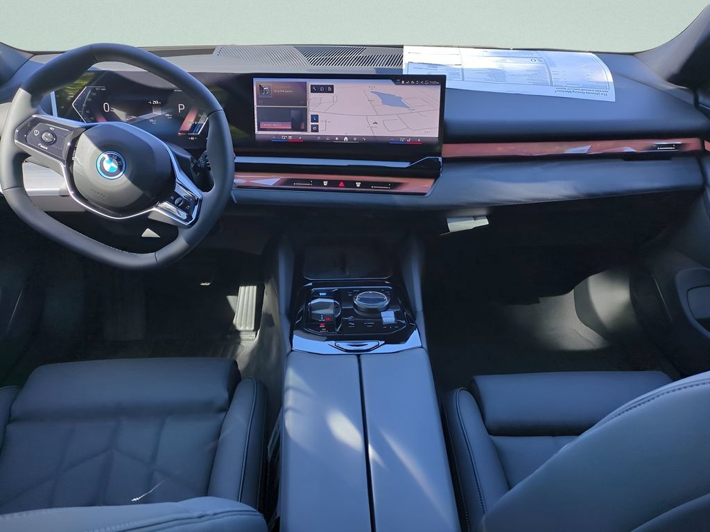 New 2026 BMW i5 eDrive40 RWD image 14