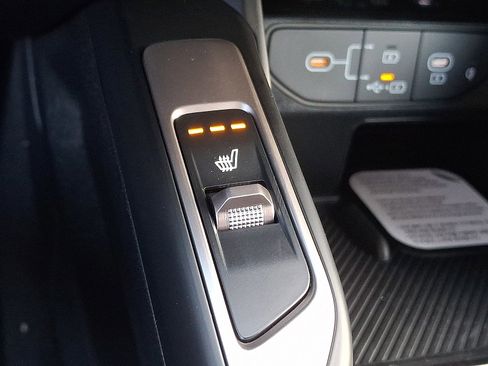 New 2026 Kia Sorento S FWD image 14