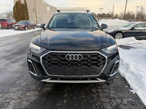 Used 2023 Audi Q5 2.0T Premium w/ Convenience Package image 2