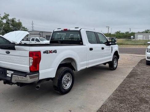 Used 2022 Ford F250 XL w/ Power Equipment Group AWD/4WD image 7