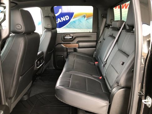 Used 2022 Chevrolet Silverado 2500 High Country AWD/4WD image 8
