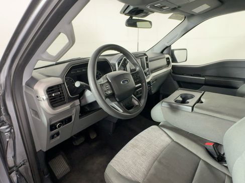 Used 2023 Ford F150 XLT image 4