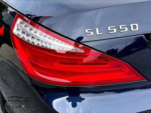 Used 2014 Mercedes-Benz SL 550 image 24