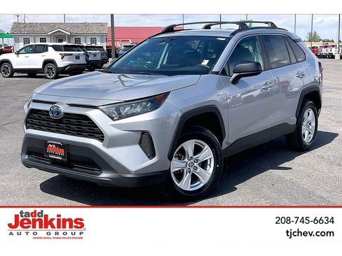 Used 2021 Toyota RAV4 LE AWD/4WD image 1