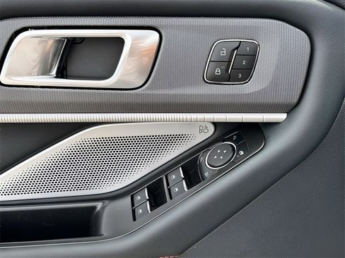 New 2025 Ford Explorer ST w/ Sun And Sound Package image 30