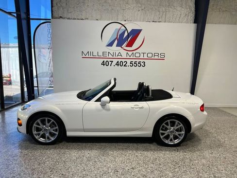 Used 2013 MAZDA MX-5 Miata Grand Touring w/ Premium Pkg image 1